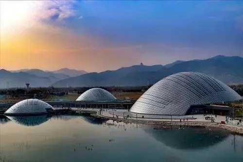 省城多家公園開放迎賓 驗(yàn)碼戴口罩仍是
