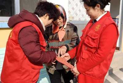 支部建在小區(qū)中 服務居民零距離 構建共治“同心圓”